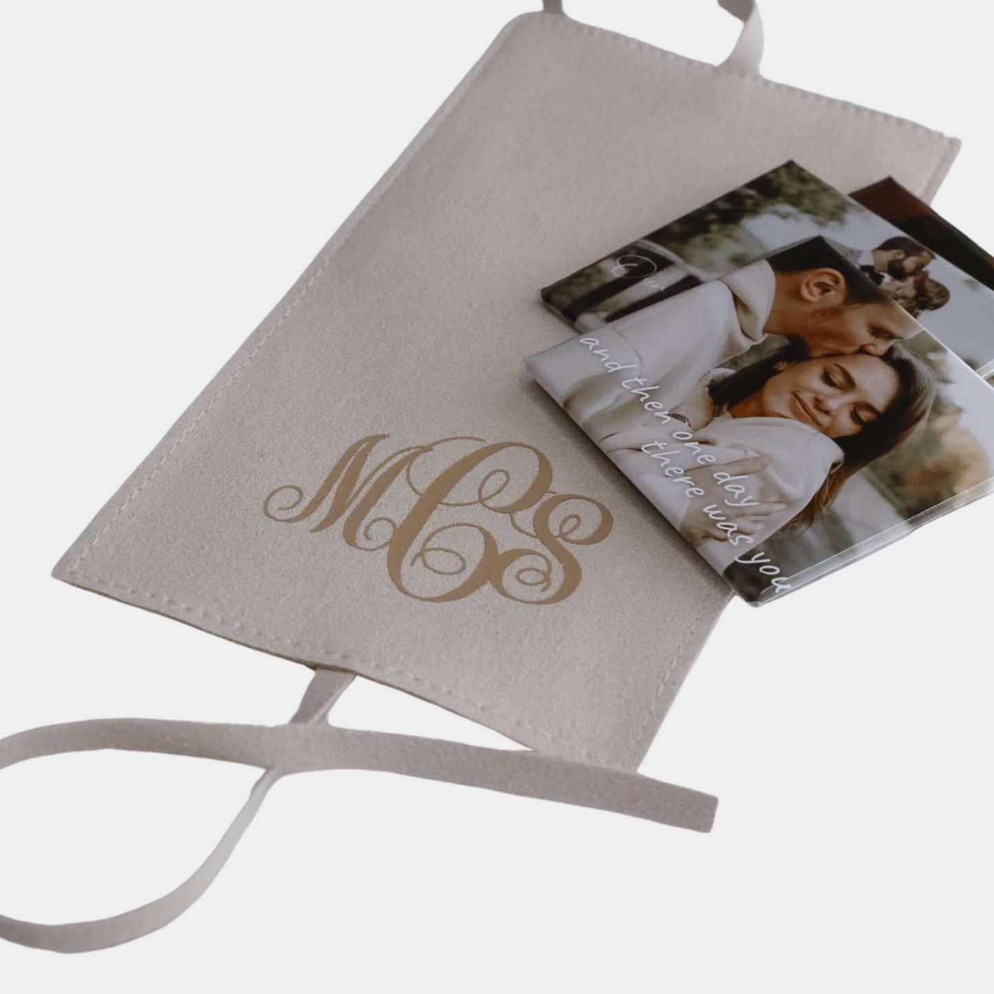 Custom Monogram Magnet Pouch